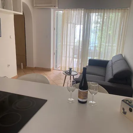 App Ra Apartment Selce Exterior photo